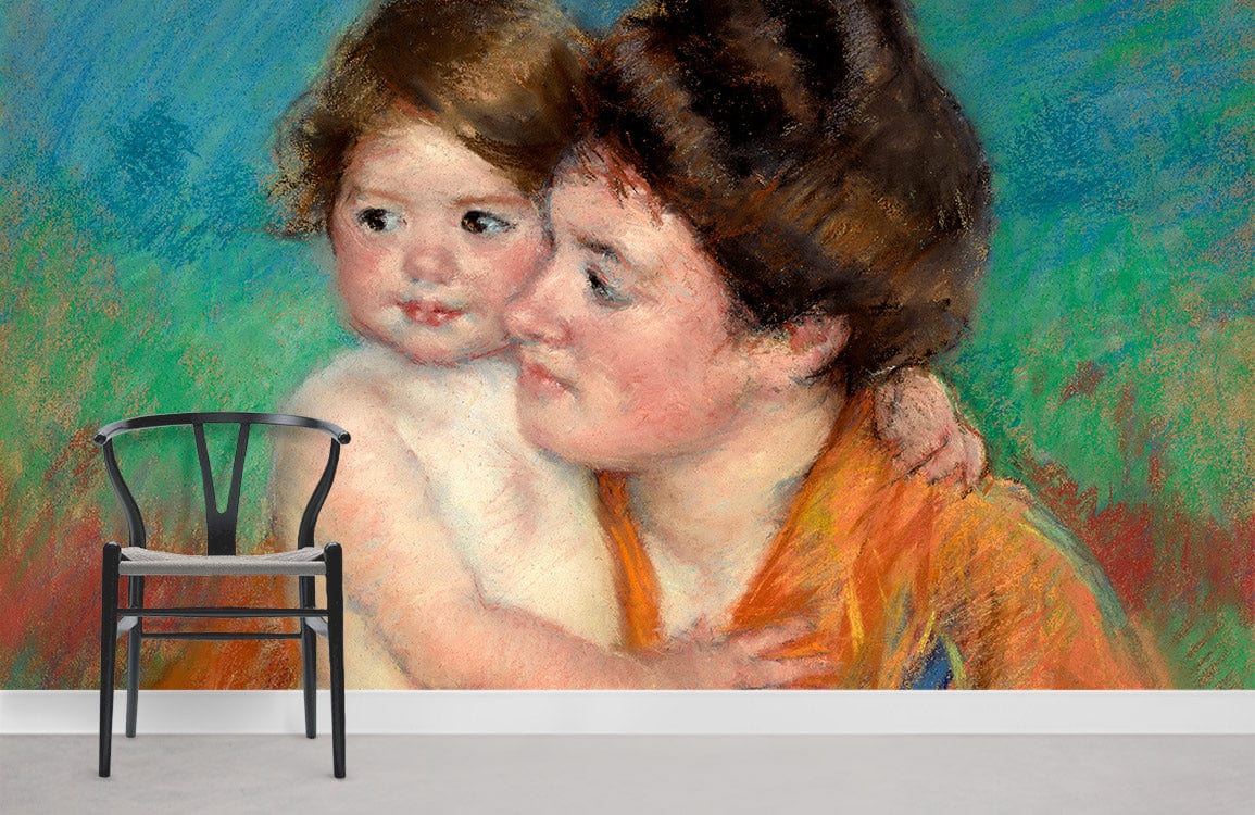 Femme avec du papier peint pour bébé salle de peinture murale